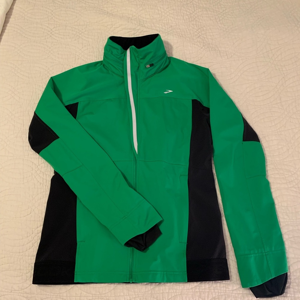 Brooks Running Jacket size XS